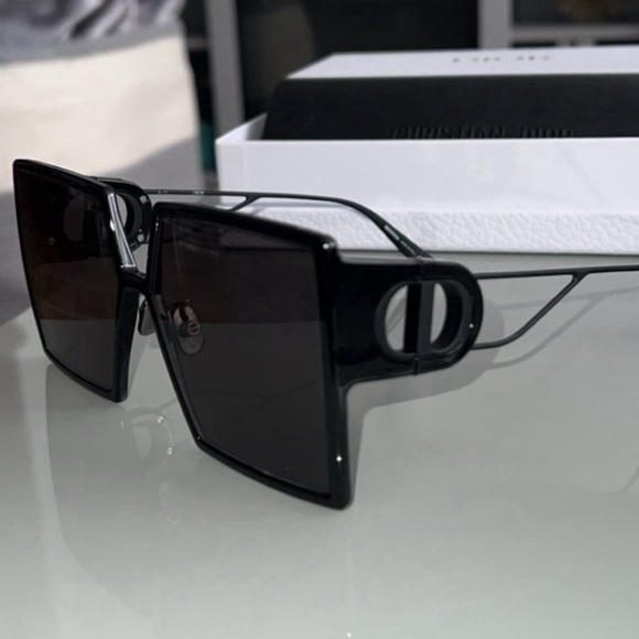 DIOR Sunglasses - Picture 1 of 8